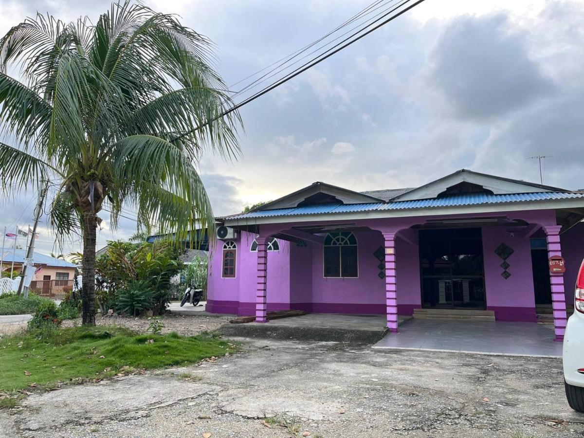 Lavender Homestay Desa Chendering 3 Bedrooms Kuala Terengganu Exteriér fotografie